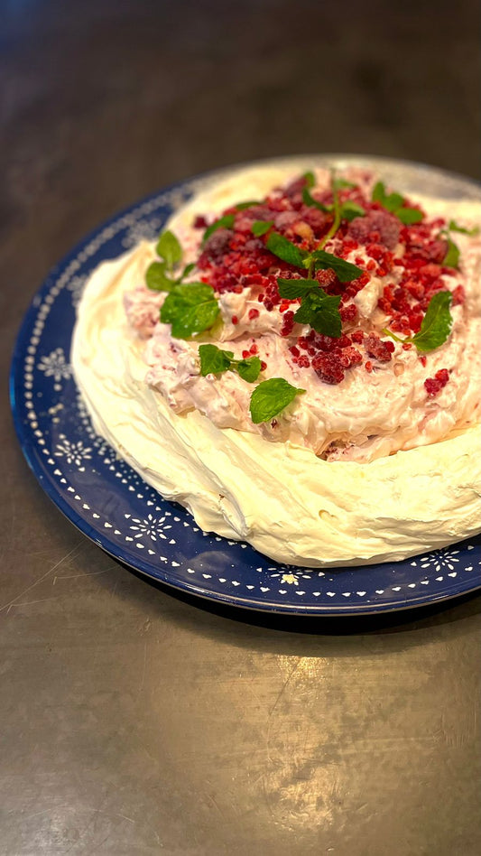 Pavlova de frambuesas | Pia Jarpa